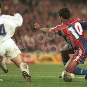 1993-94 Barcelona Home Shirt #10 ROMARIO Kappa (Fair) XL - Image 5