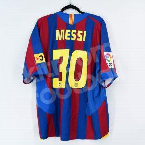 2005-06 Barcelona Home Shirt #30 MESSI (Fair) XL - Image 1