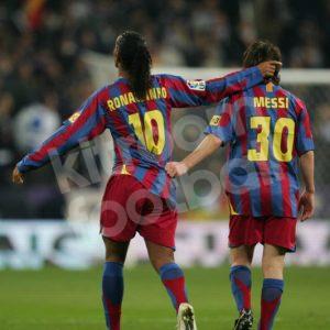 2005-06 Barcelona Home Shirt #30 MESSI (Fair) XL - Image 4