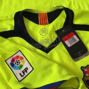 2005-06 Barcelona Away Shirt Nike *BNWT* L - Image 3
