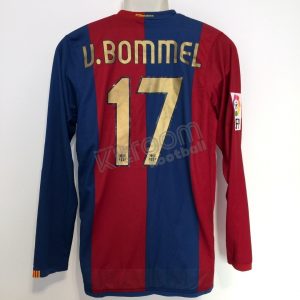 2006-07 Barcelona Home L/S Shirt V. Bommel #17 Nike (Very Good) M