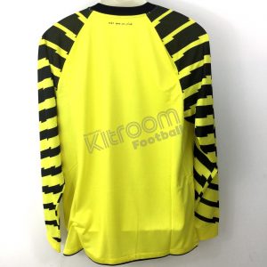 2010-11 Barcelona GK L/S Shirt Yellow Nike *BNWT* L - Image 2