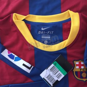 2010-11 Barcelona Home L/S Shirt A. Iniesta #8 Nike *BNWT* XL - Image 3