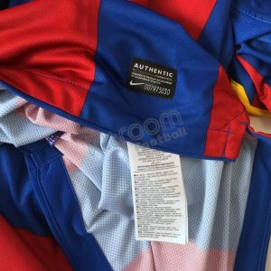 2010-11 Barcelona Home Shirt Nike *BNWT* L - Image 4