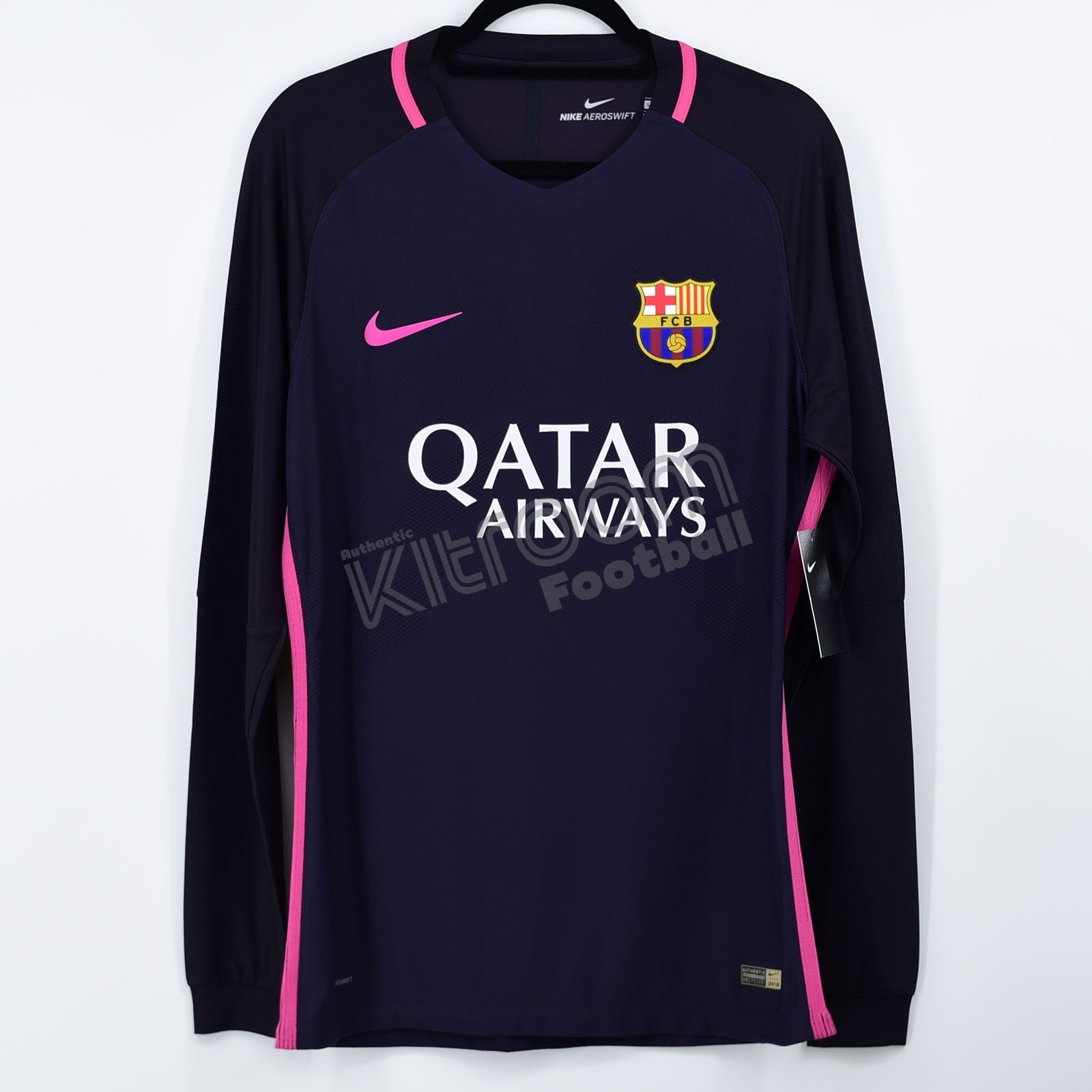 FCB1617A-_0019_Capa 13