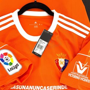 Official 2016-17 Osasuna Third Shirt #10 Roberto TORRES (Adidas) (Size M) - Image 3