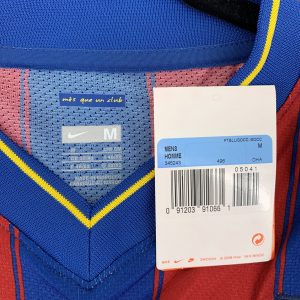 2009-10 Barcelona Player Issue Home Shirt Nike (BNWT) M - Image 3