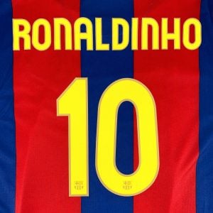 Official Reissue 2007-08 Barcelona Name Set #10 RONALDINHO Sipesa - Image 3