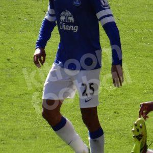 2013-14 Everton Home Shirt #25 FELLAINY Match Worn vs Betis Friendly - Image 4