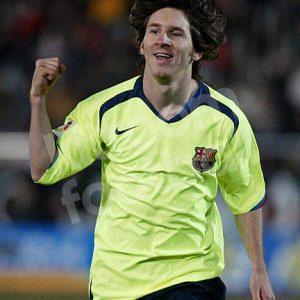 2005-06 Barcelona Away Shirt #19 MESSI (Very Good) L Nike - Image 4