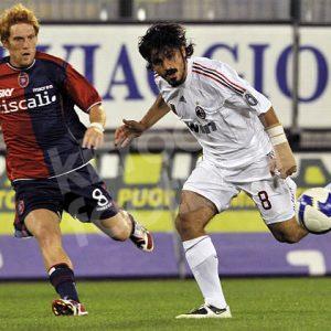 2008-09 Cagliari Home Shirt (Very Good) Macron L - Image 4