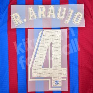 2021-22 Barcelona Home Name Set La Liga Repro - #4 R. ARAUJO