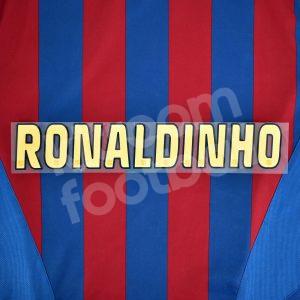 2004-06 Barcelona Name Set MESSI RONALDINHO A. INIESTA - RONALDINHO (Home Only Name)