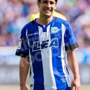 2017-18 Alaves Home Shirt #15 BOJAN Kelme Match Worn - Image 4