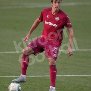 2020-21 Alaves Away #8 T. PINA Match Worn Shirt M Kelme - Image 4