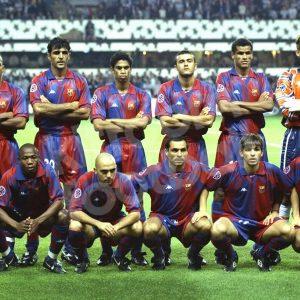 1997-98 Barcelona Home Shirt #23 DE LA PEÑA Champions League Kappa - Image 7