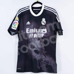 2020-21 Real Madrid Human Race Shirt *BNWT* M - Image 1