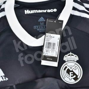 2020-21 Real Madrid Human Race Shirt *BNWT* M - Image 3