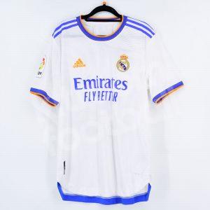 2021-22 Real Madrid Home Match Authentic Shirt #20 VINI JR. *BNWT* M La Liga - Image 2