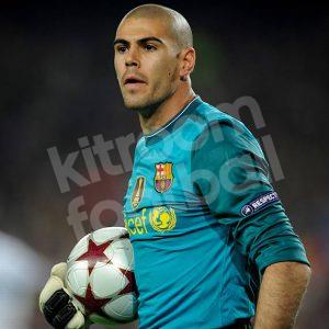 2009-10 Barcelona Goalkeeper Shirt #1 V. VALDES Match Issued Un Worn L - Image 5