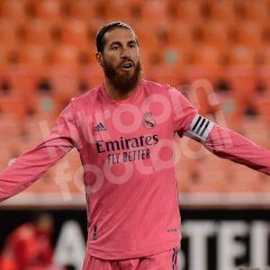 2020-21 Real Madrid Authentic Away Shirt #4 SERGIO RAMOS La Liga BNWT L Long Sleeves - Image 5