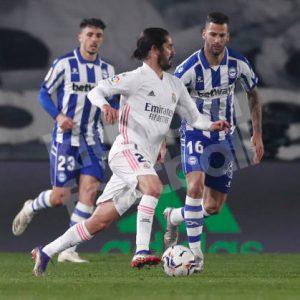 2020-21 Real Madrid Authentic Home Shirt #22 ISCO La Liga BNWT L - Image 5