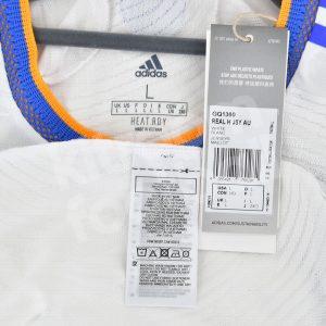 2021-22 Real Madrid Home Match Authentic Shirt BNWT L - Image 4