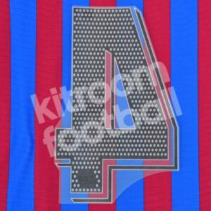Original Player Issue 2021-22 Barcelona Home Number #4 La Liga Avery - Image 3
