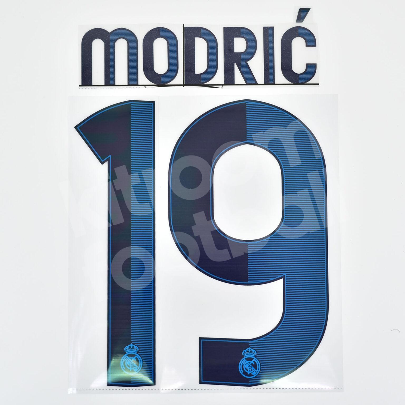 Set De Nom Et Numéro Officiel Real Madrid 2012-13 - #4 Sergio Ramos - Taille Joueur - Neuf Sans Emballage