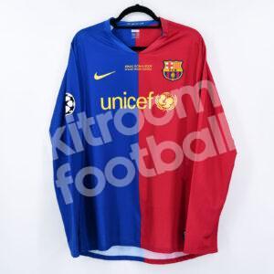 2008-09 Barcelona Player Issue Final Champions League 2009 #3 PIQUÉ (Excellent) - Image 2