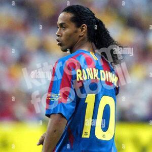 Final 2006 Champions League Barcelona Retro Edition Home Shirt #10 RONALDINHO (L) - Image 6