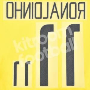 World Cup 2002 Brazil Name Number Set #11 RONALDINHO Home Repro (Metallic Effect) - Image 3