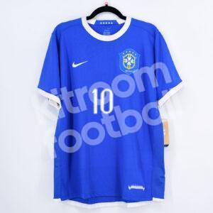 Official 2006-08 Brazil Away Shirt #10 RONALDINHO Nike BNWT Size L - Image 3