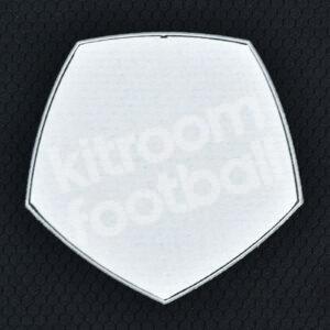 Original Player Issue 2022-24 Dutch League Eredivisie Patch VRIENDEN LOTERIJ - Image 3