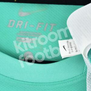 2010-11 Barcelona Away Shirt #7 DAVID VILLA Size L (Very Good) - Image 4