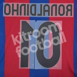 2007-08 Barcelona Name Number Set #10 RONALDINHO Repro v2 - Image 3