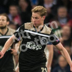 Official 2018-19 Ajax Away Shirt #21 DE JONG Adidas (Size Small) - Image 5