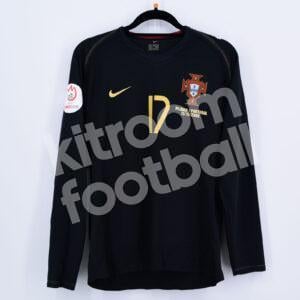 2006 Portugal Away Shirt Player Issue #17 Cristiano RONALDO (Size M) Long Sleeves - Image 3