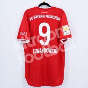 2020-21 Bayern Munich Authentic Home Shirt #9 LEWANDOWSKI (Size L) - Image 1