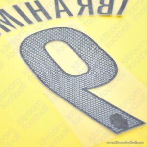 2005-06 Juventus Away Name Set #9 IBRAHIMOVIC (Repro) - Image 3