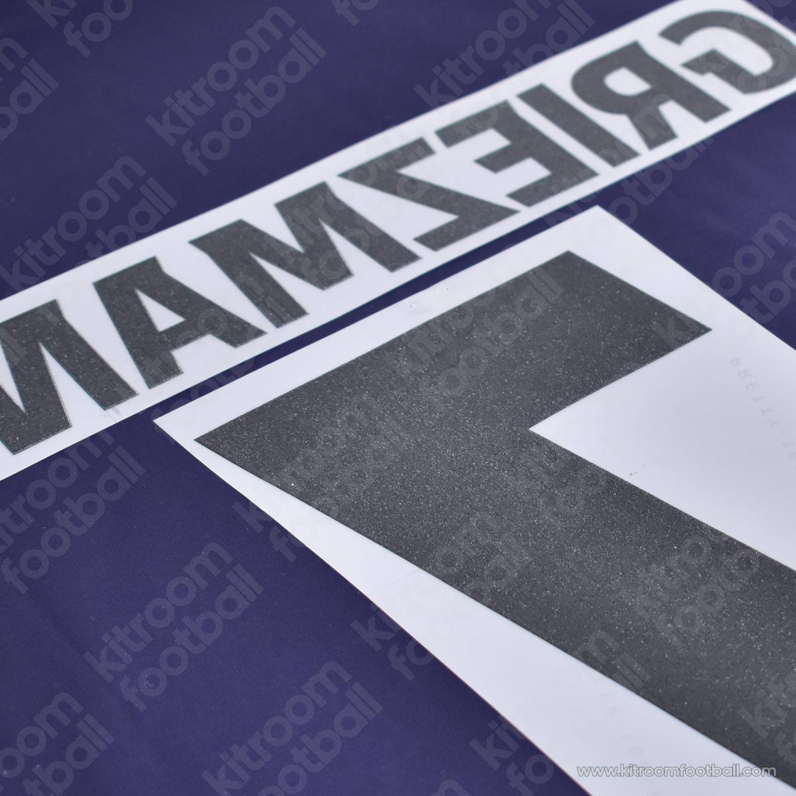 Personalizza la maglia di Atletico Madrid 2023/2024 II con Nome e Numero Personalizza la maglia di Atletico Madrid 2023/2024 II con Nome e Numero