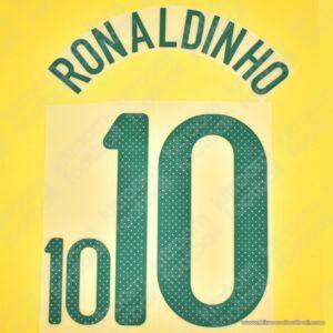 2010-10 Brazil Home Name Set #10 RONALDINHO (Repro)