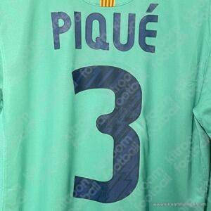 2010-11 Barcelona Away Name Set #3 PIQUE (Repro)