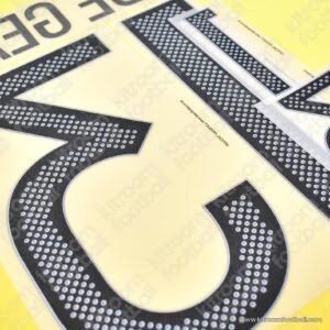 Original Player Issue 2015-17 Spain Friendly Goalkeeper Name Set #13 DE GEA - Image 2