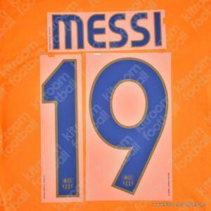 Official Reissue 2007-08 Barcelona Third Name Set #19 MESSI (Sipesa)